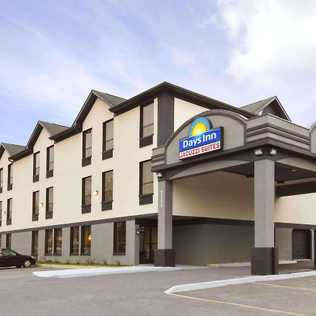 Days Inn By Wyndham Toronto East Lakeview Ngoại thất bức ảnh