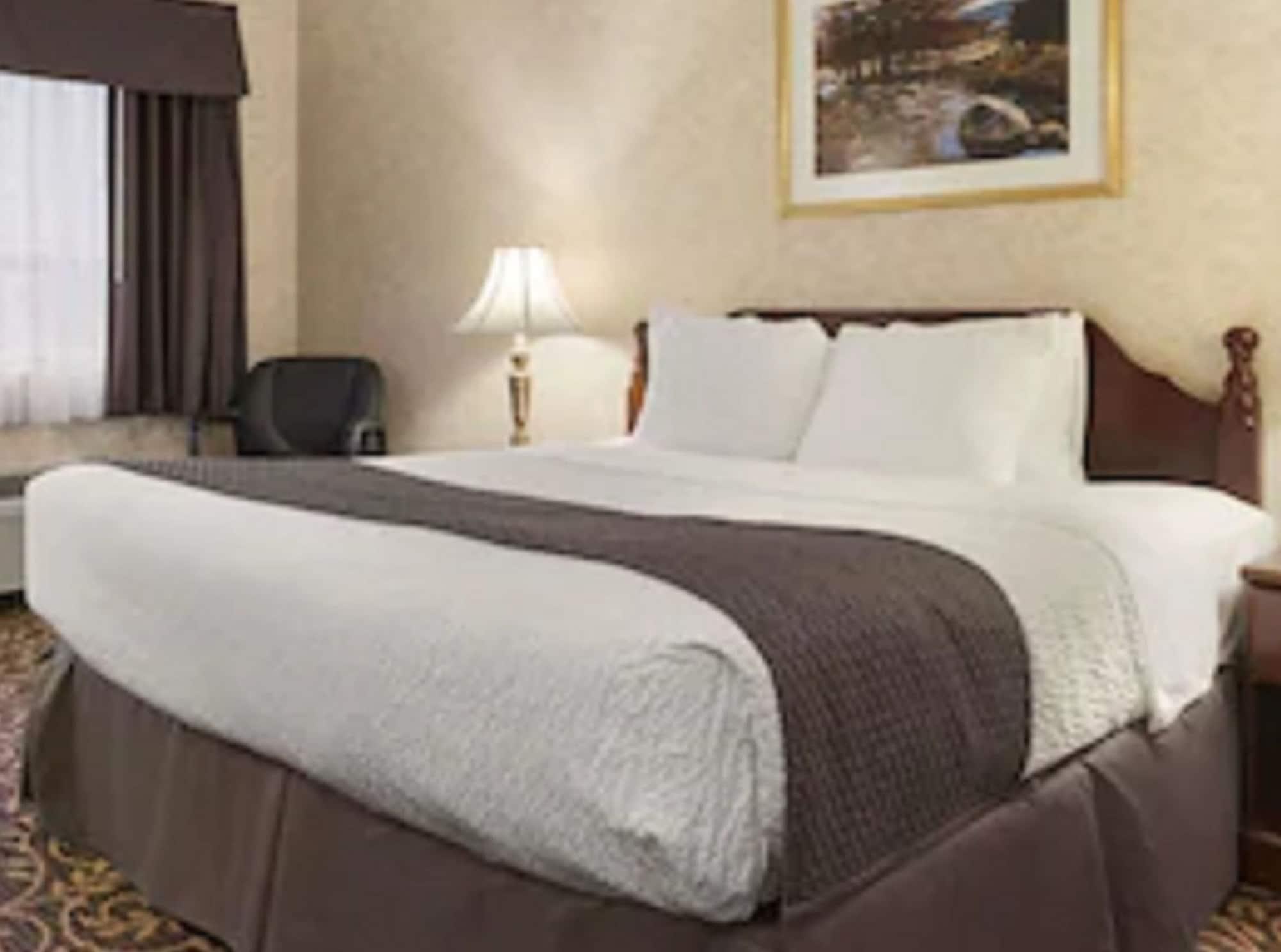 Days Inn By Wyndham Toronto East Lakeview Ngoại thất bức ảnh