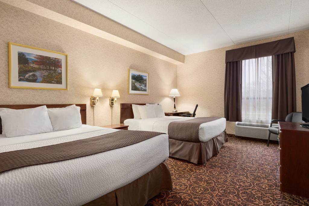 Days Inn By Wyndham Toronto East Lakeview Ngoại thất bức ảnh