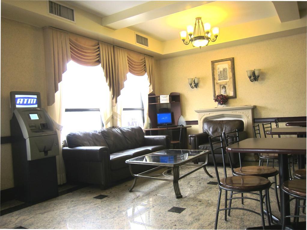 Days Inn By Wyndham Toronto East Lakeview Ngoại thất bức ảnh